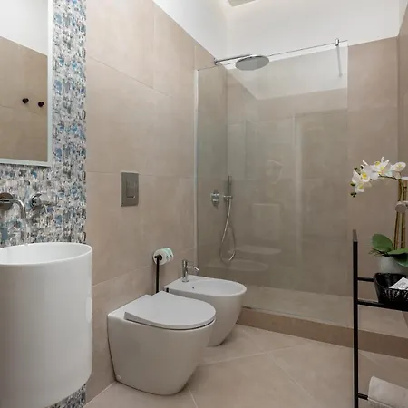 Sky Santuario Πανσιόν 4*